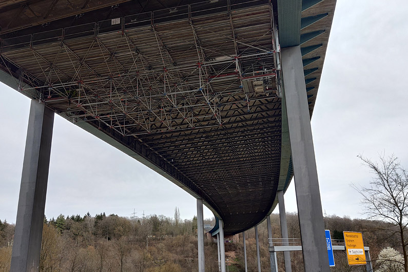 Besichtigung der Fechinger Talbrücke der Autobahn GmbH
